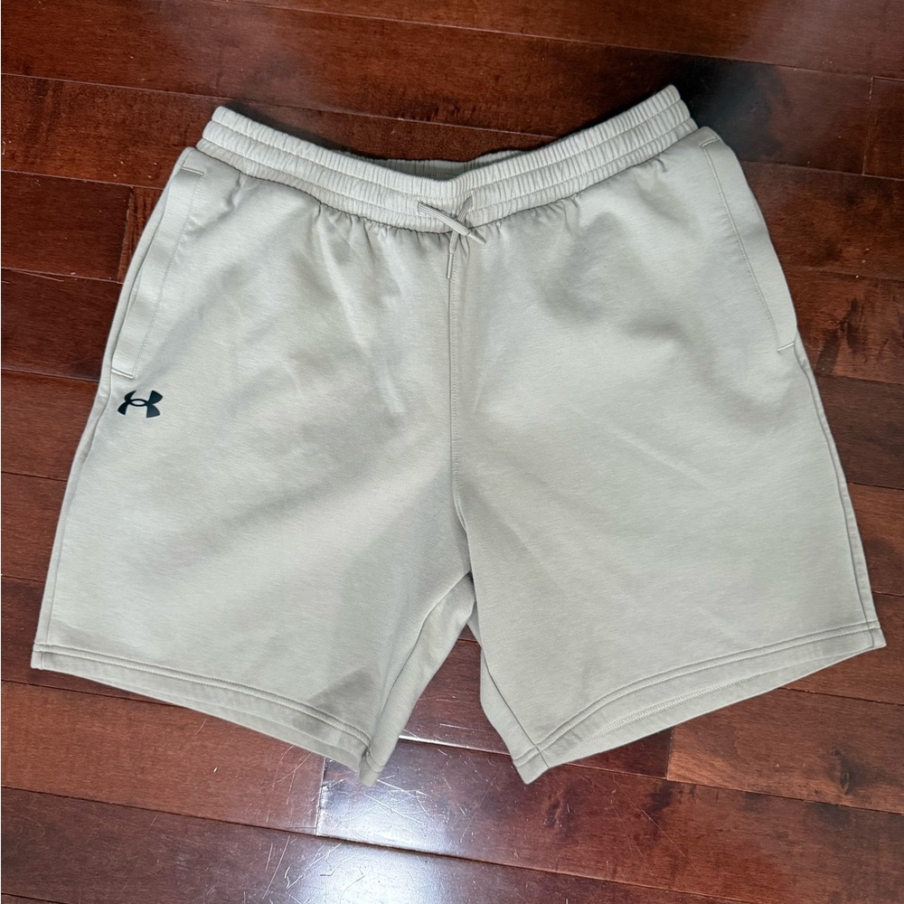 Under Armour Men's Rival Fleece Shorts. Men's Size Large.Off White/Cream